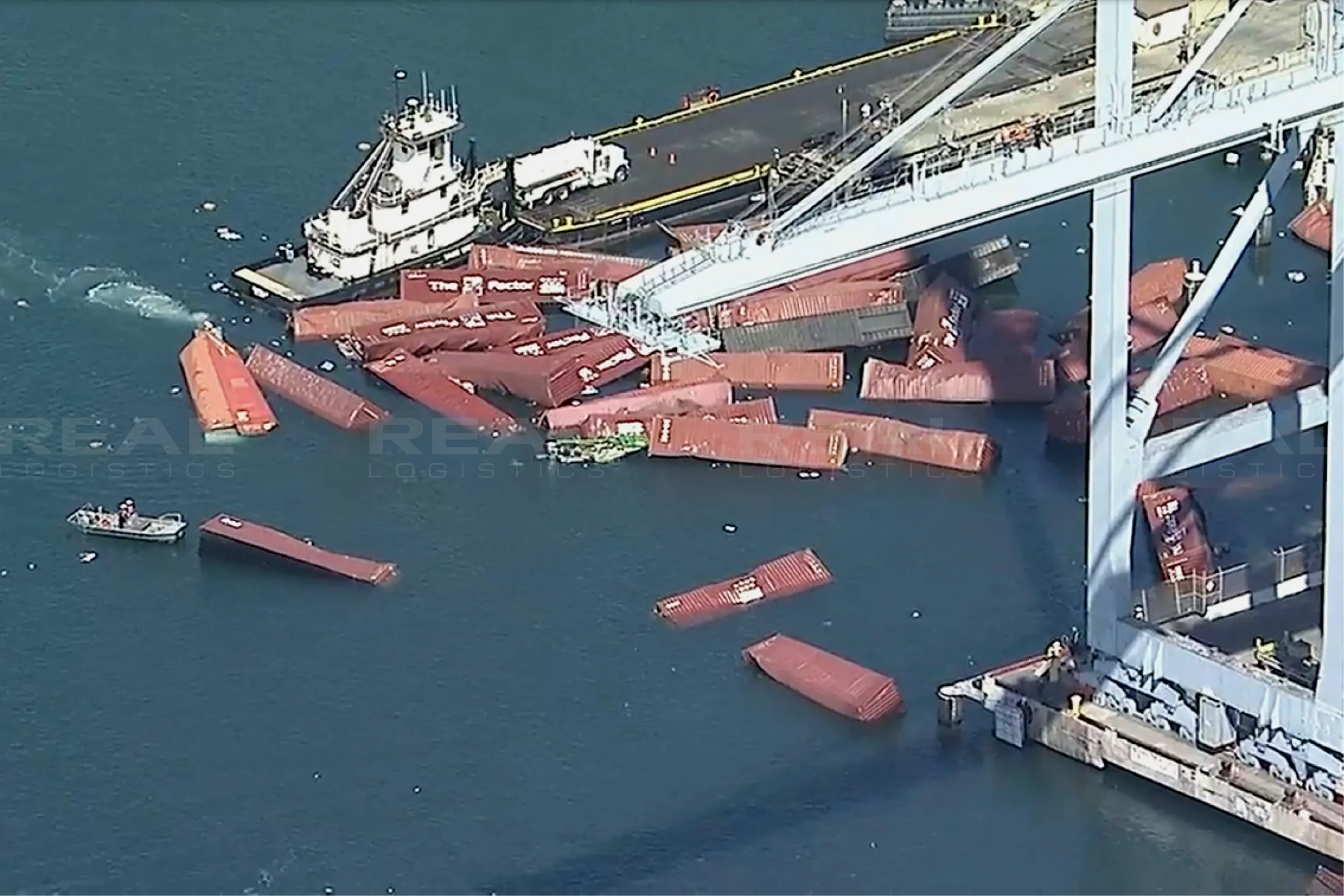 67-container-roi-tu-tau-zim-mississippi-tai-cang-long-beach (8).webp